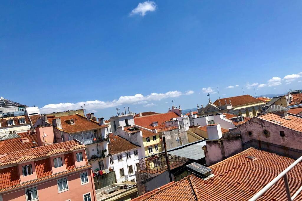 32 Top - Center Of Lisbon Duplex Apartment, Barrio Alto Zewnętrze zdjęcie
