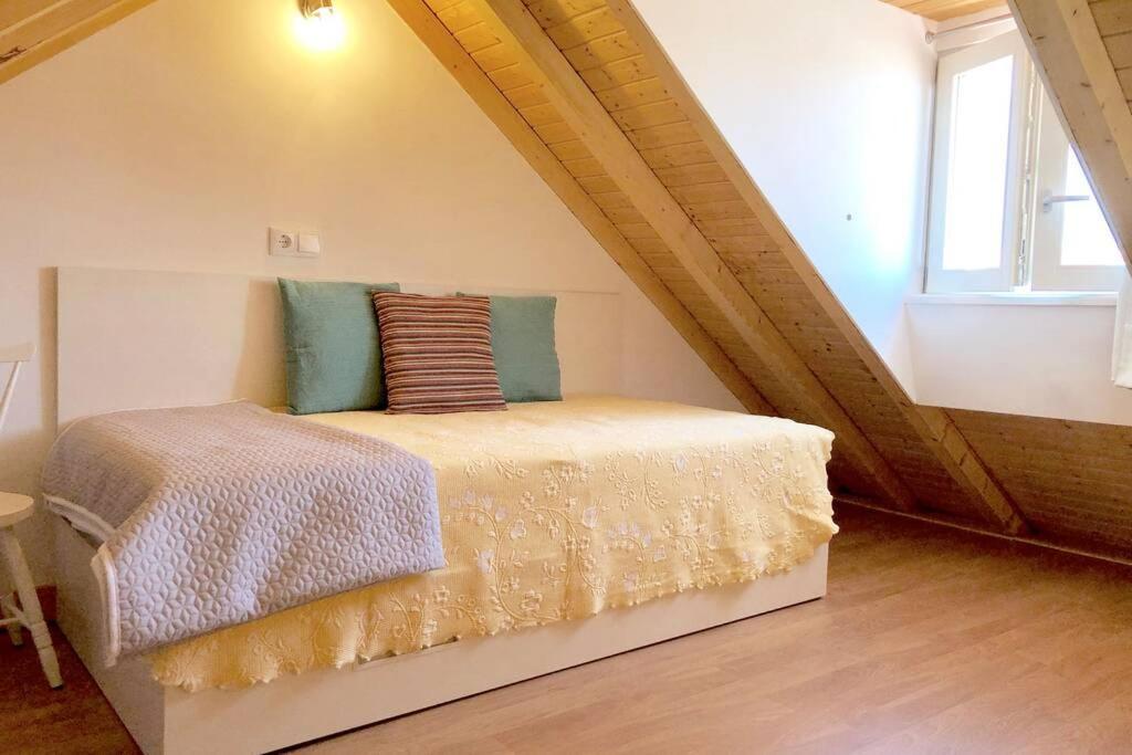 32 Top - Center Of Lisbon Duplex Apartment, Barrio Alto Zewnętrze zdjęcie